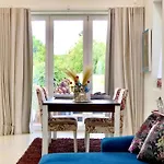 Dom wakacyjny Pool Oasis With Private Parking- Modern Country Vigia 8 Matacaes