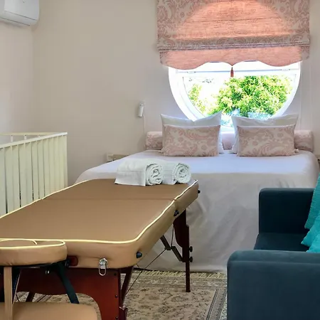 Сasa de vacaciones Pool Oasis With Private Parking- Modern Country Vigia 8 *