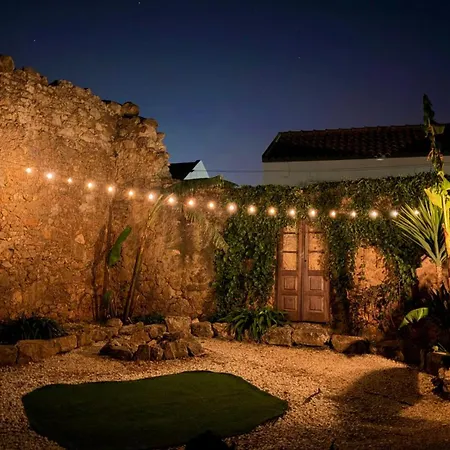 Nyaraló Pool Oasis With Private Parking- Modern Country Vigia 8 Matacaes