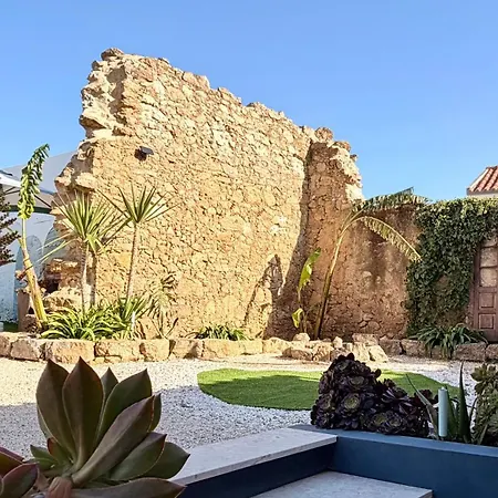 Nyaraló Pool Oasis With Private Parking- Modern Country Vigia 8