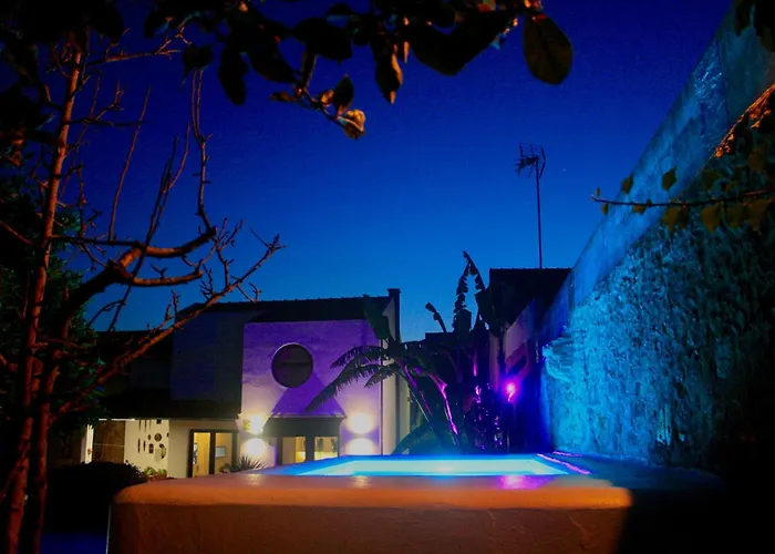 Pool Oasis With Private Parking- Modern Country Vigia 8 Casa de Férias Matacaes